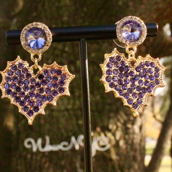 S925 Heart Sparkle Rhinestone Heart Stud Earrings - Picture 9 of 11